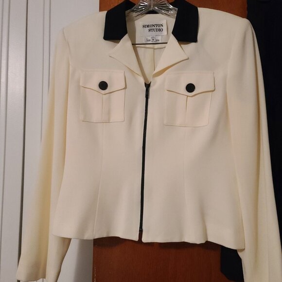 Ladies Simonton Studio For Neiman Marcus Off White /black Skirt Suit Size 6 - Picture 2 of 7